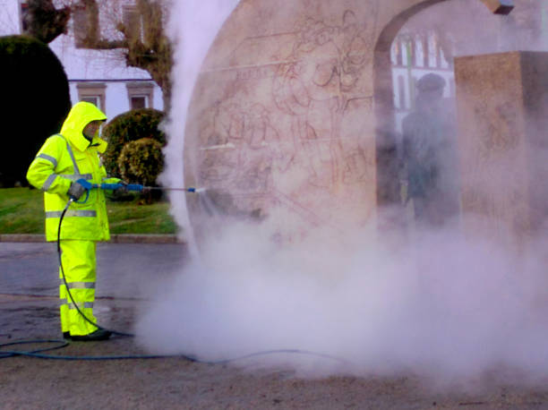 Why Choose Our Certified Pressure Washing Experts for Your Project Needs in Ocklawaha, FL?